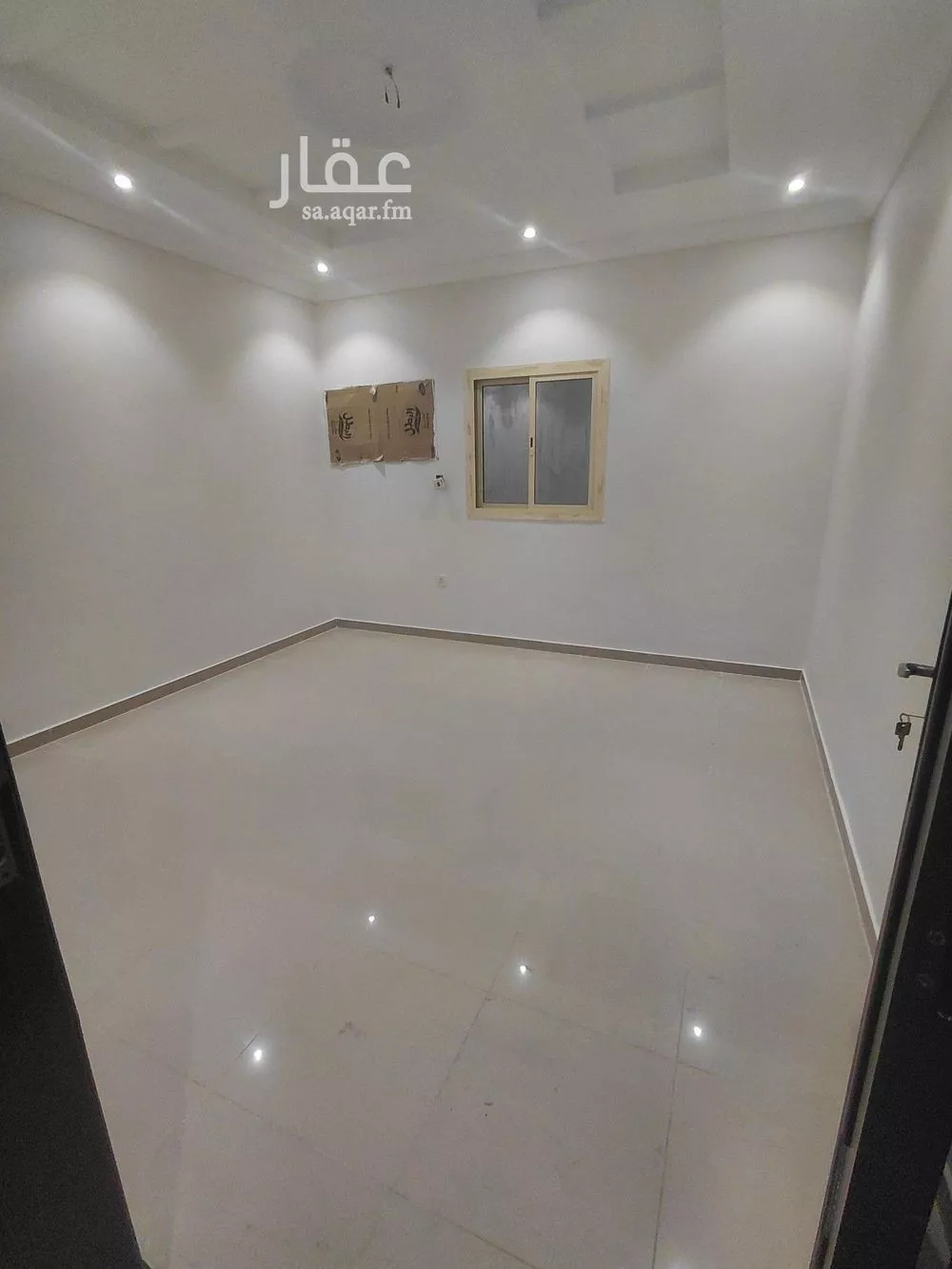 شقة 4 غرف في الزهراء 5