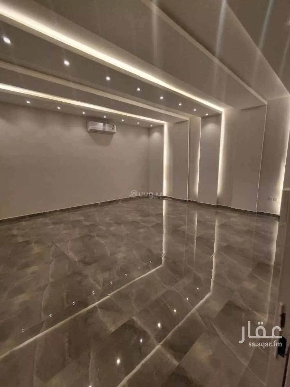 شقة 1 غرف في الملقا 4