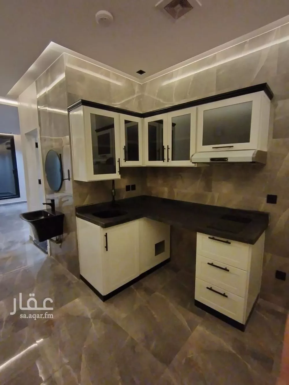 1 bedroom apartment in Al Sahafah 5