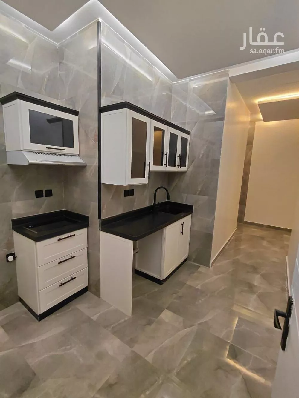 1 bedroom apartment in Hittin 3