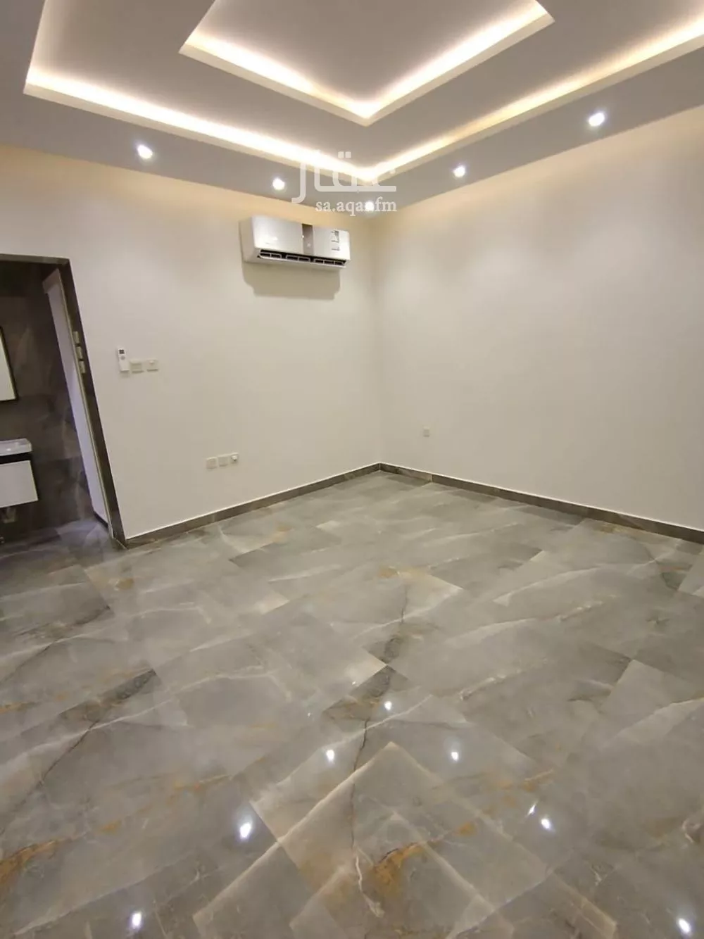 شقة 1 غرف في العقيق 3