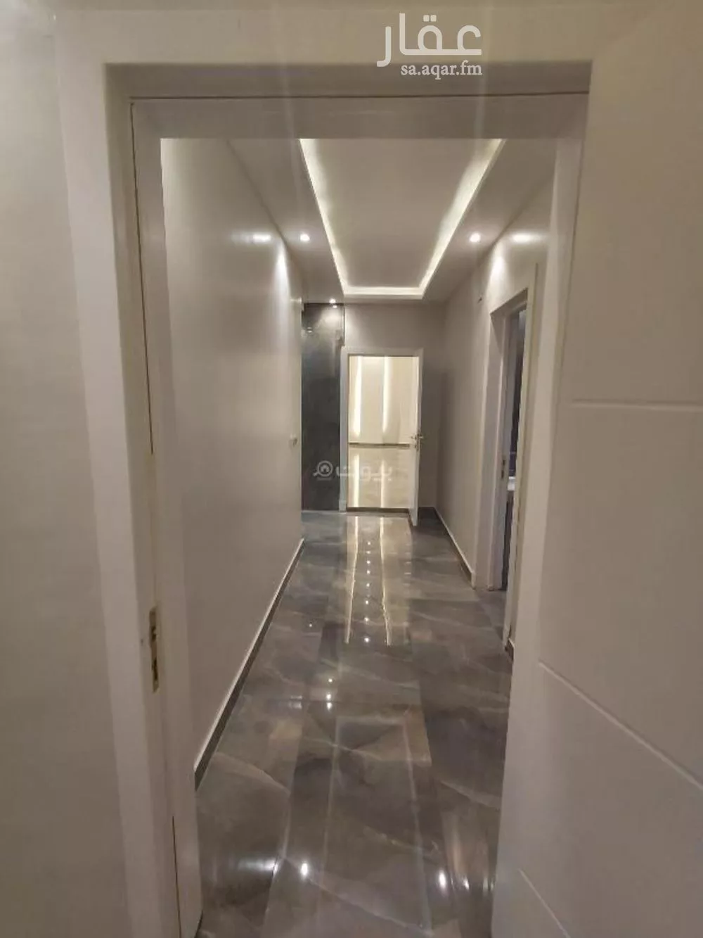 شقة 1 غرف في الملقا 5