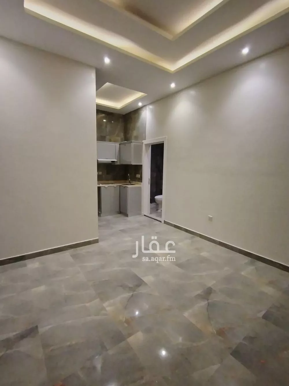 شقة 1 غرف في الملقا 2