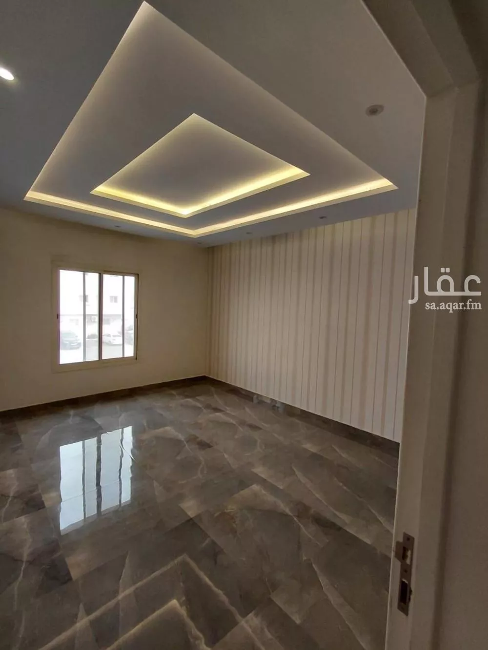 شقة 1 غرف في العقيق 4