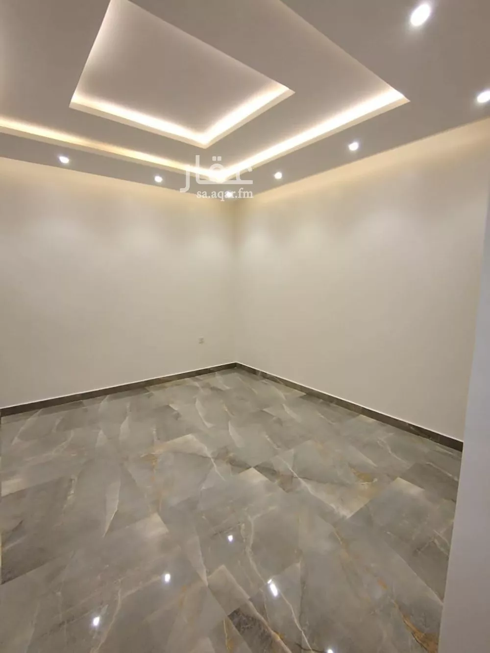 شقة 1 غرف في العقيق 4