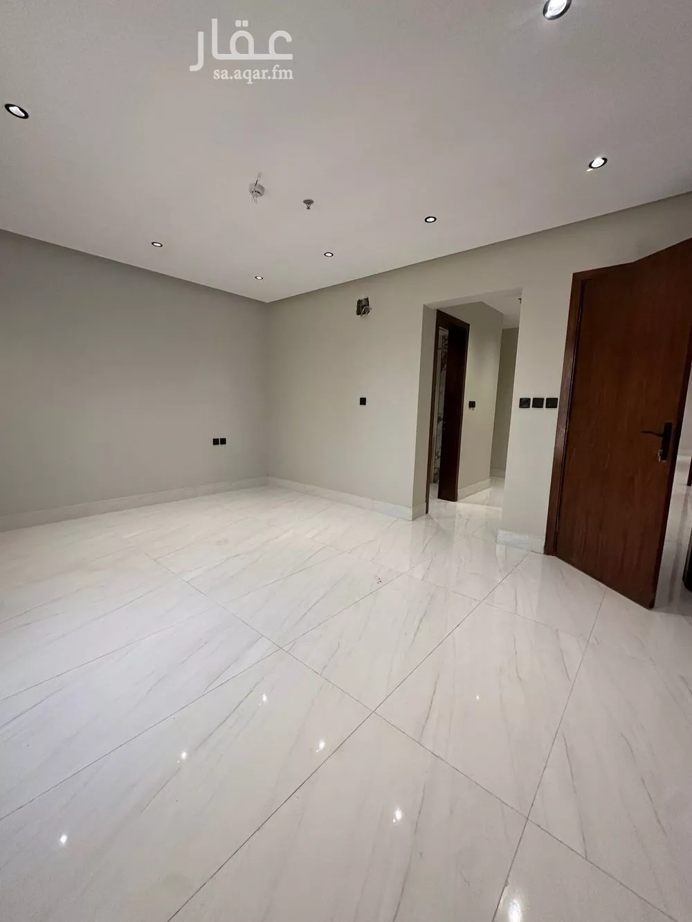 3 bedroom apartment in Al Hamra, Eastern Province 4