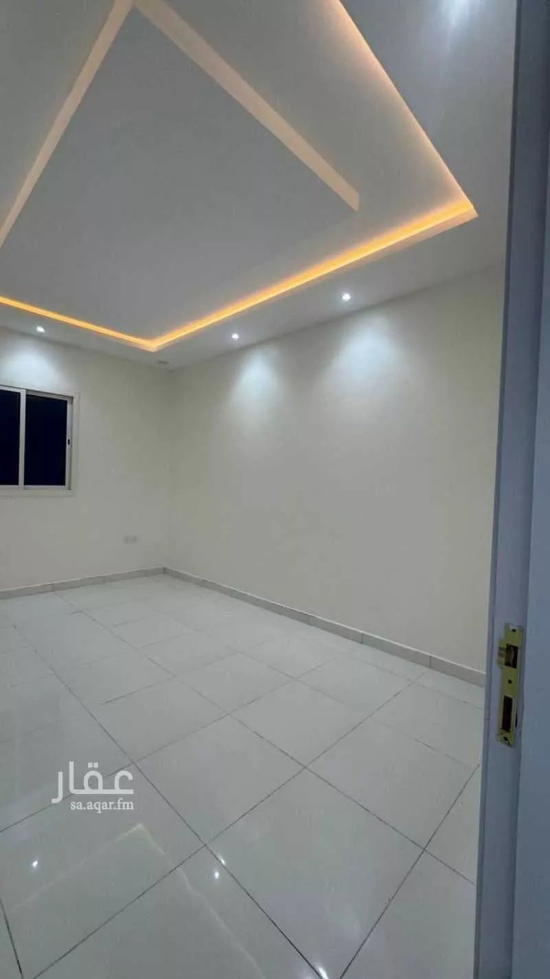 4 bedroom apartment in Al Aridh, Riyadh 8