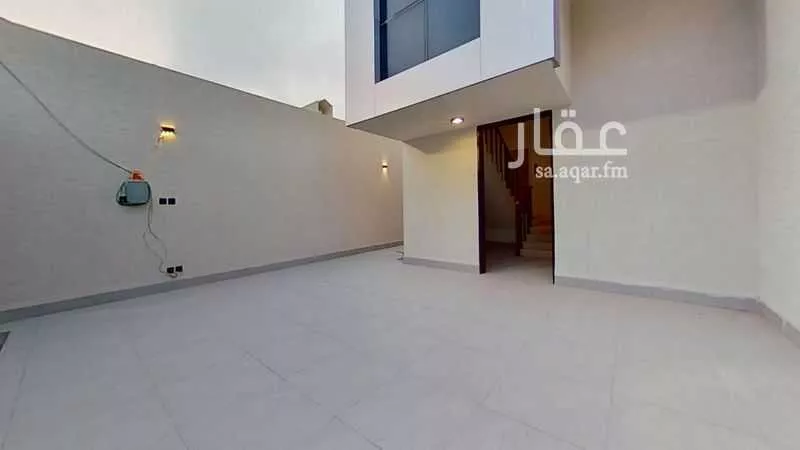 فيلا 5 غرف في العارض 3