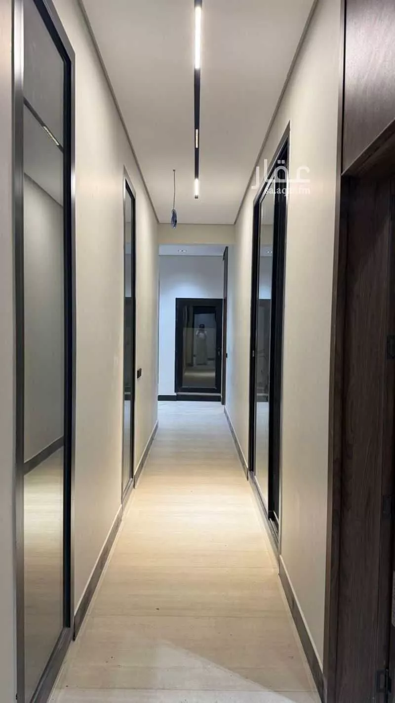 فيلا 5 غرف في العارض 2