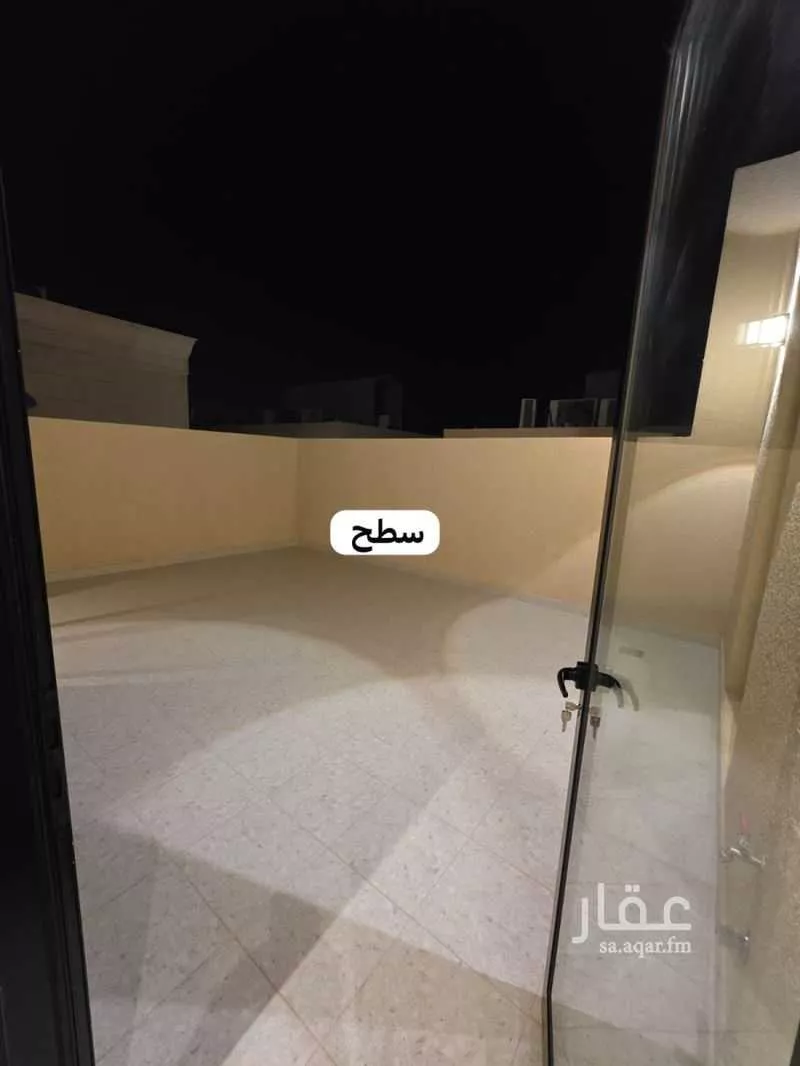 4 bedroom floor in Al Aridh 3
