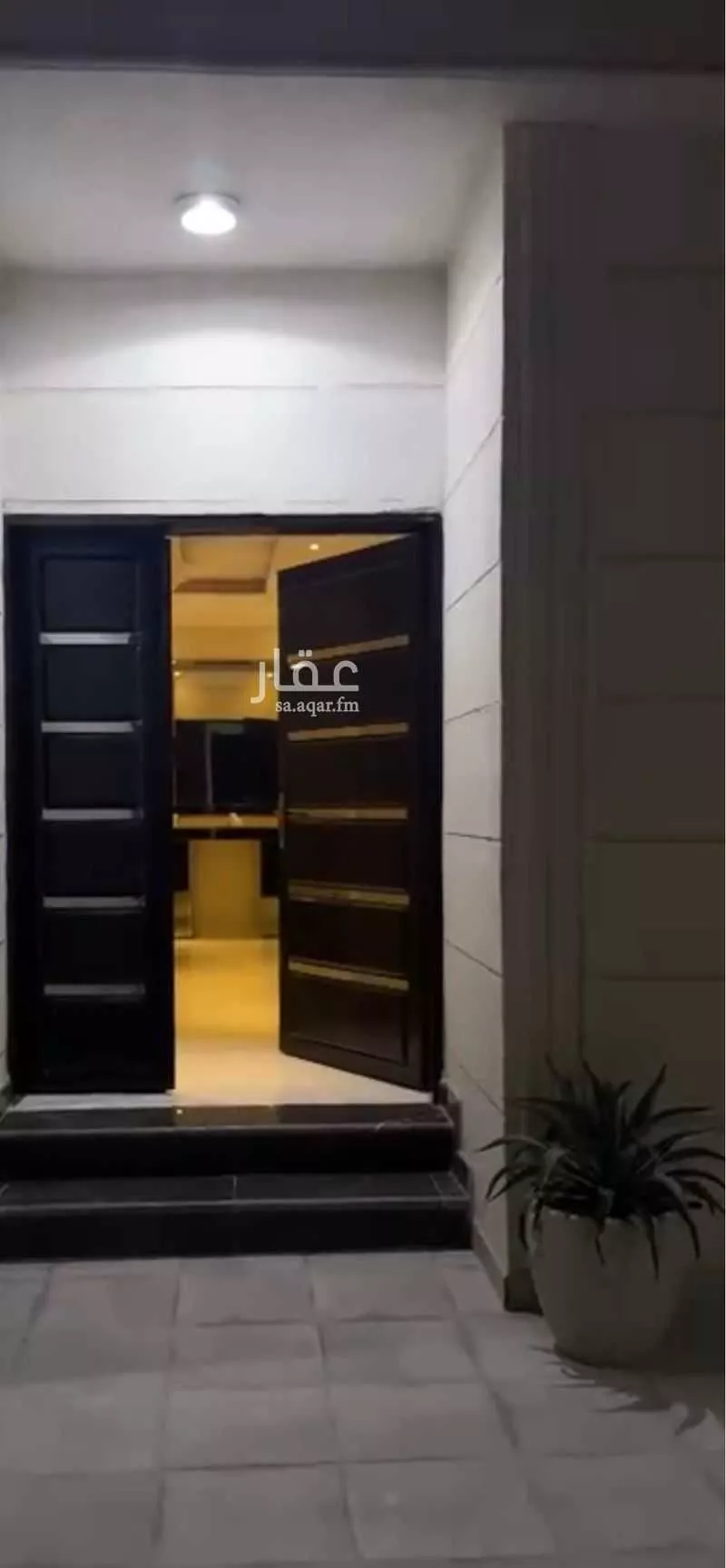 فيلا 6 غرف في العارض 5