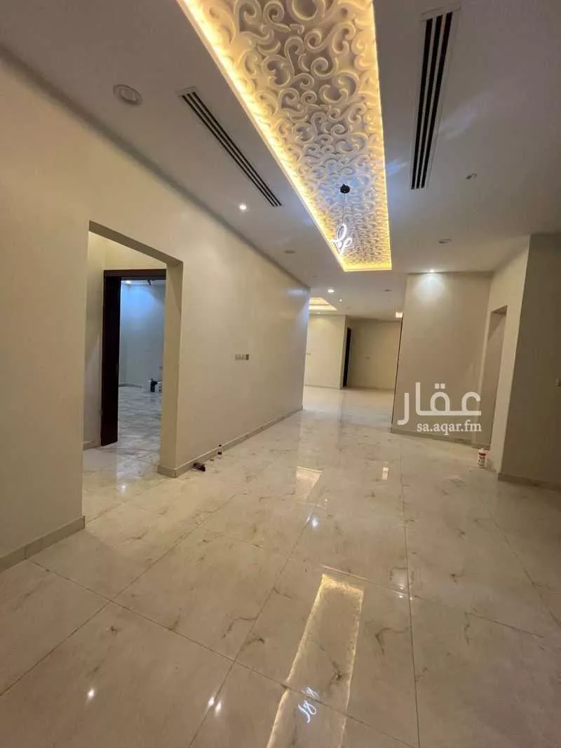6 bedroom villa in Al Aridh 5