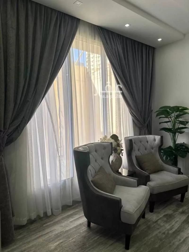 5 bedroom villa in Al Aridh 4