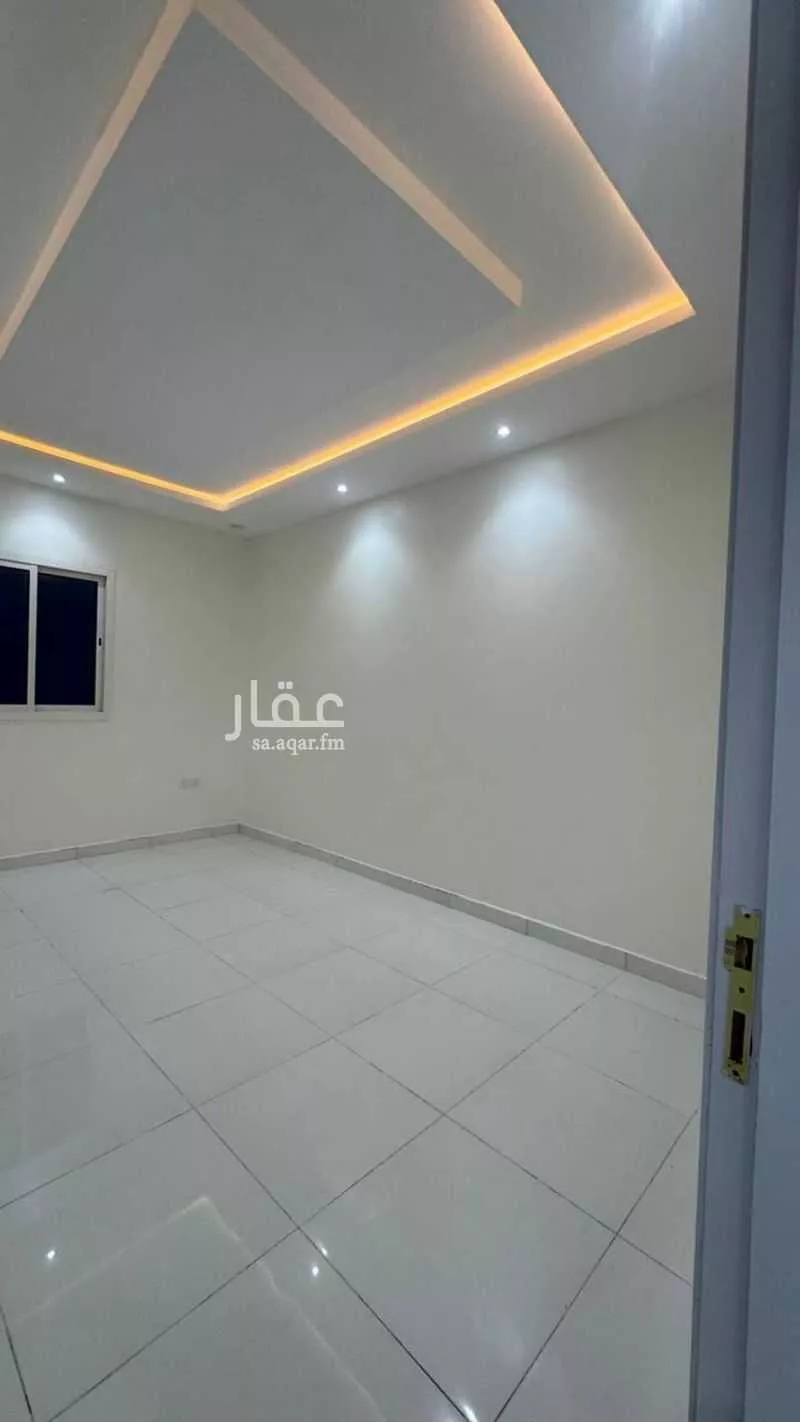 4 bedroom apartment in Al Aridh, Riyadh 11