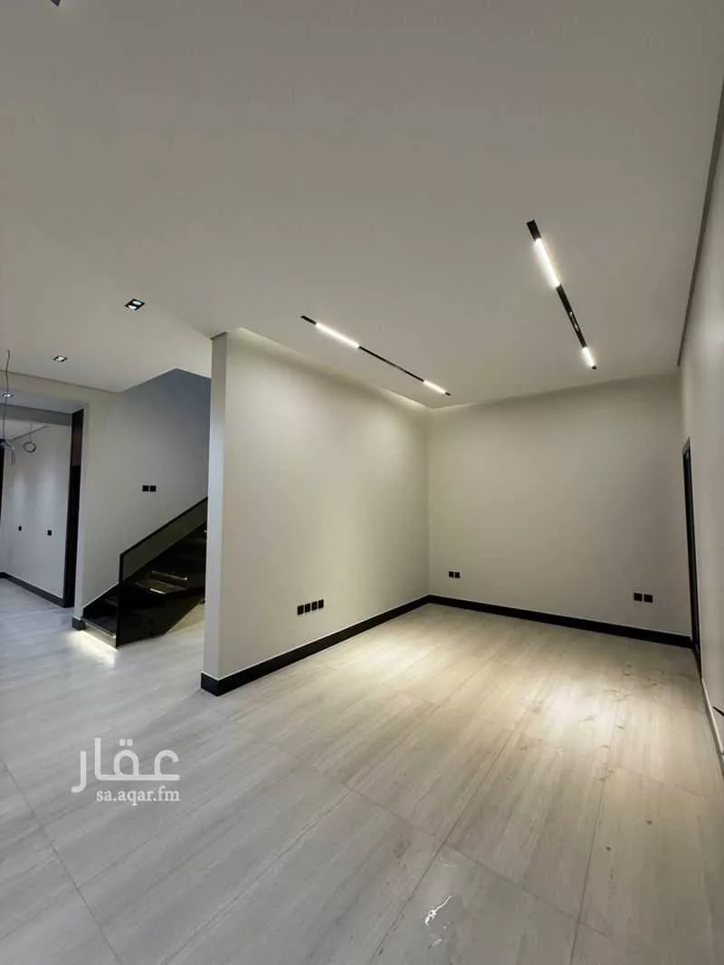 فيلا 5 غرف في العارض 5