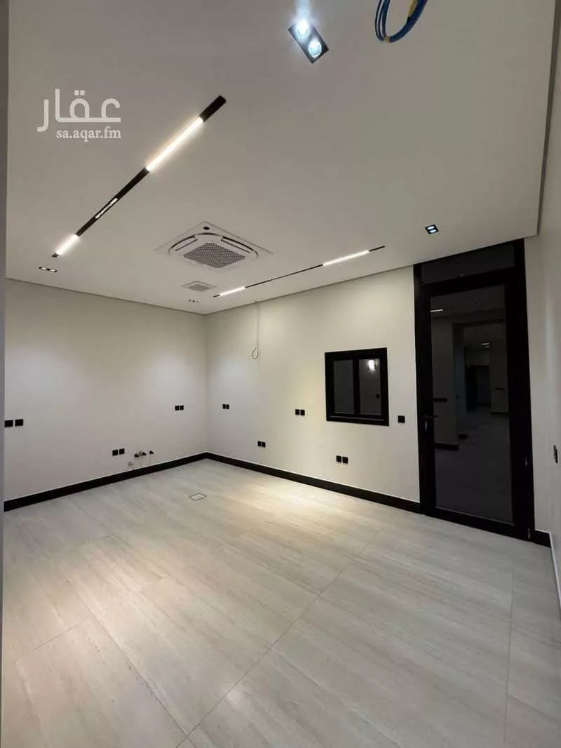 فيلا 5 غرف في العارض 3