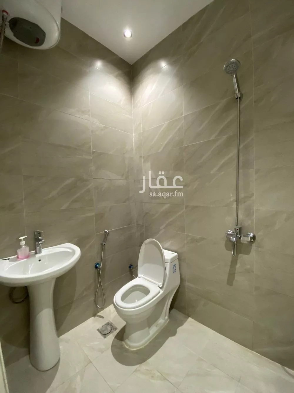 شقة 1 غرف في ظهرة لبن 5