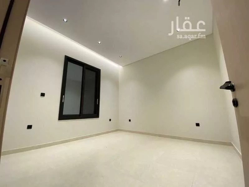 شقة 4 غرف في النزهة 2