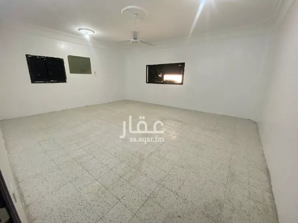 14 bedroom building in Al Difa, Madinah 6