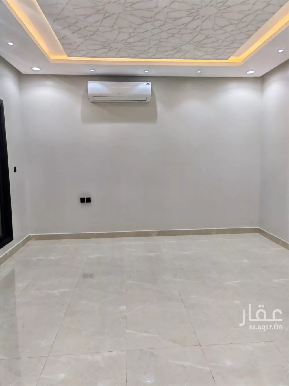 شقة 1 غرف في العارض 4