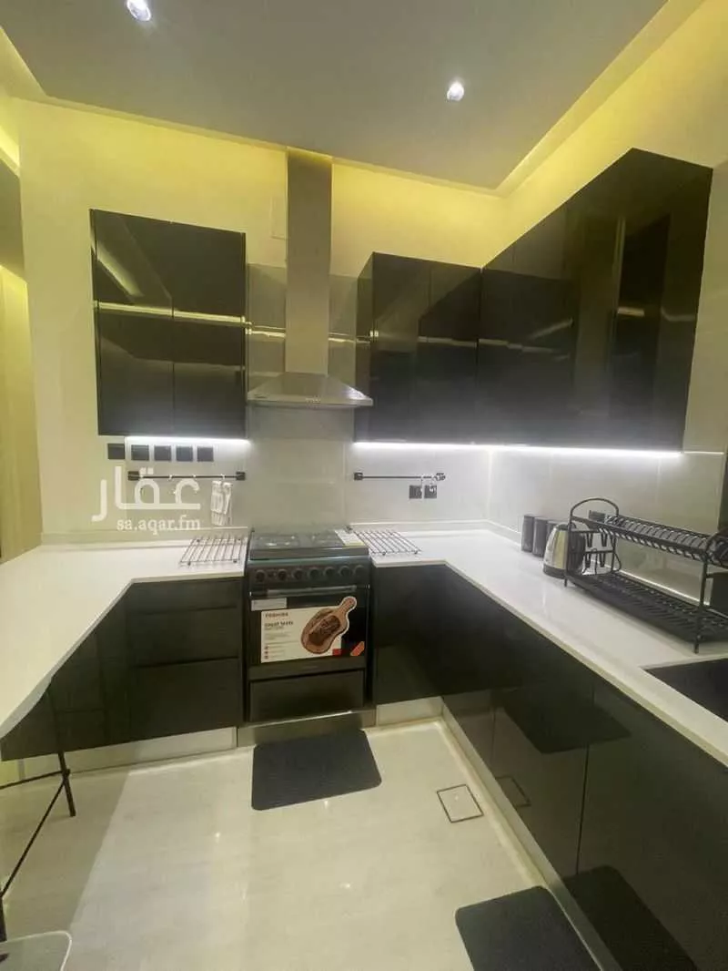 شقة 3 غرف في العارض 4