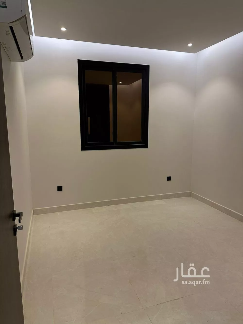 شقة 2 غرف في العقيق 3