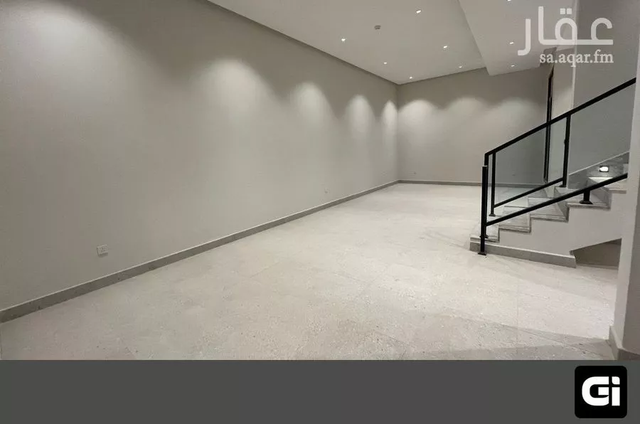 فيلا 4 غرف في العارض 2