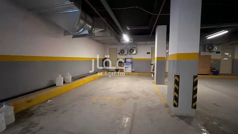 4 bedroom apartment in Al Aridh, Riyadh 13