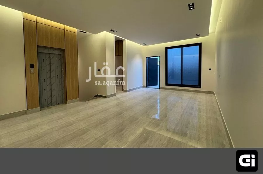 فيلا 6 غرف في العارض 3