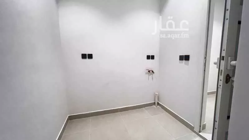 3 bedroom villa in Al Aridh, Riyadh 9