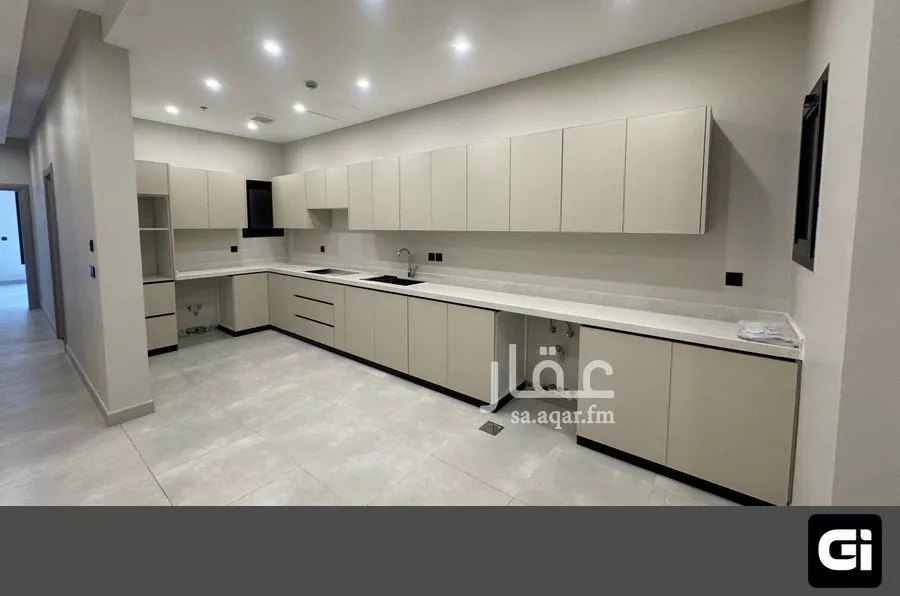 3 bedroom apartment in Al Aridh 4