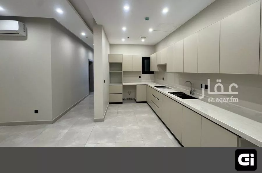 3 bedroom apartment in Al Aridh 5