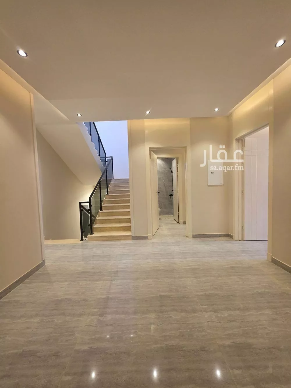 فيلا 5 غرف في العريجاء الغربية 4