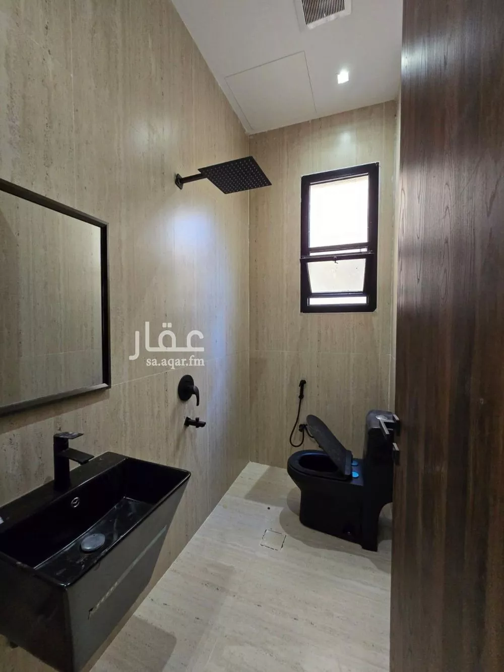 4 bedroom floor in Al Hazm 3