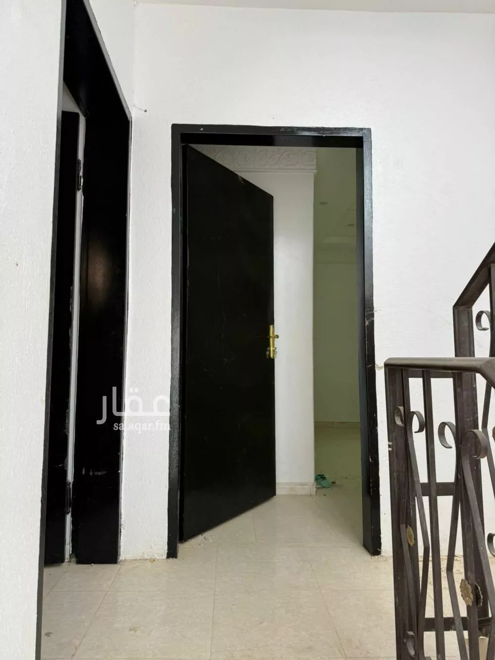 3 bedroom floor in Ad Dar Al Baida 2