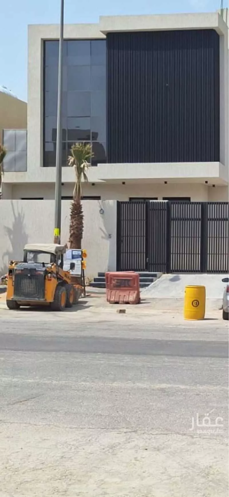 فيلا 5 غرف في الشرق 2