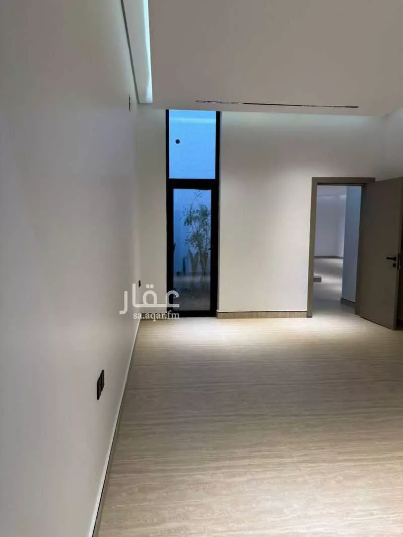 فيلا 5 غرف في الشرق 4