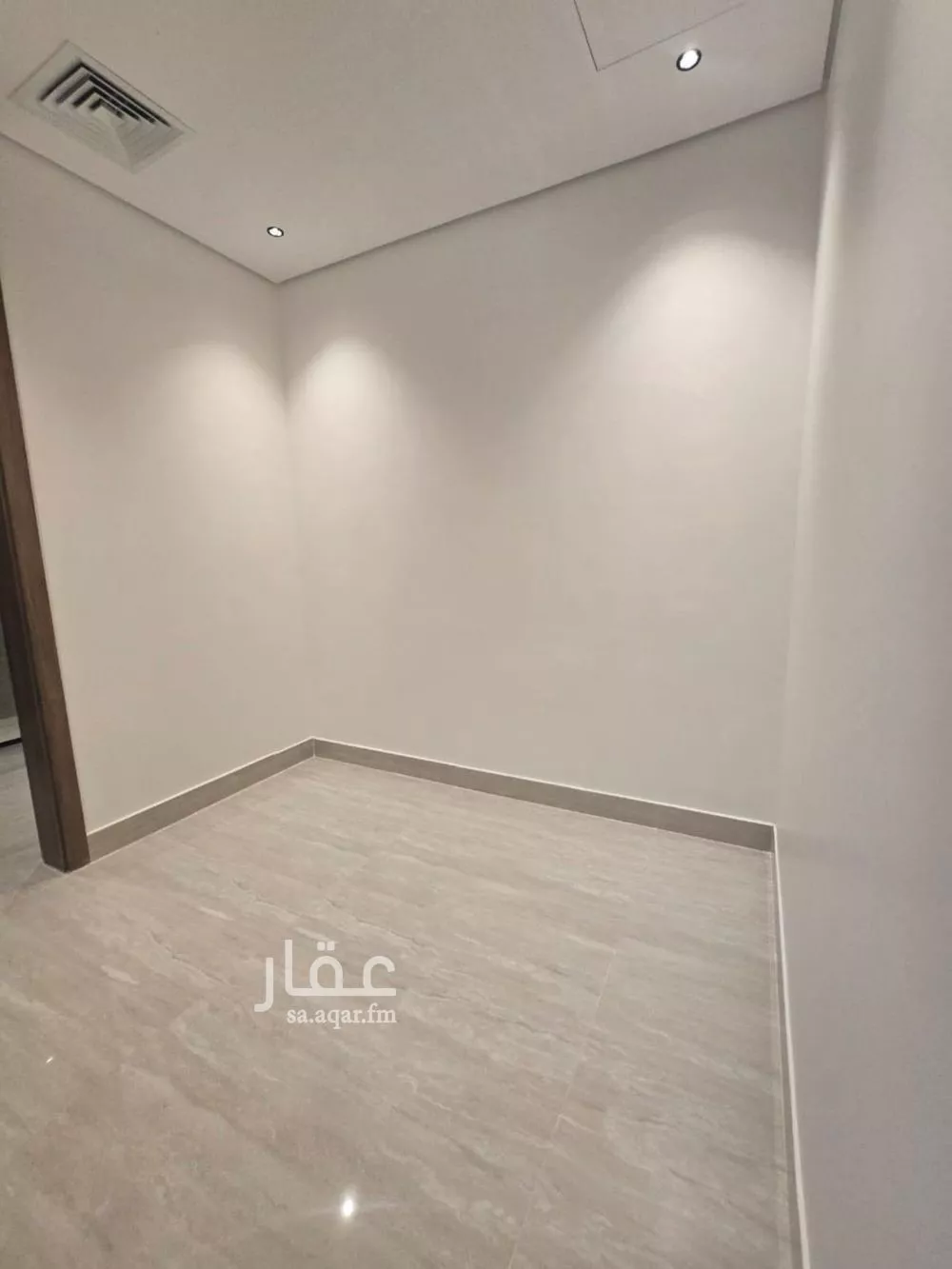 5 bedroom villa in Al Nakheel, Riyadh 21