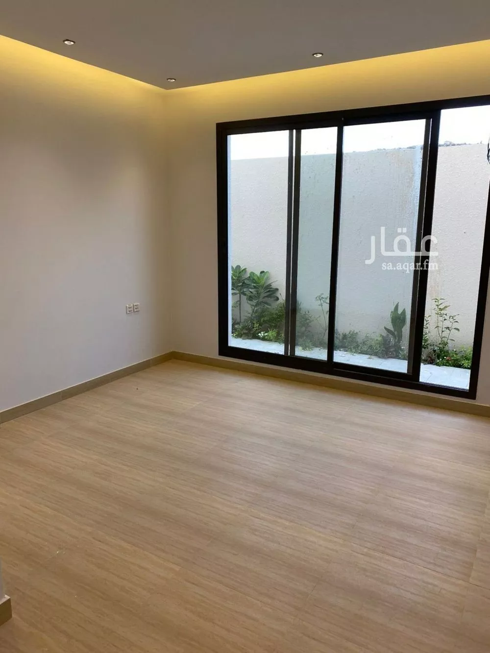 شقة 3 غرف في الملقا 3