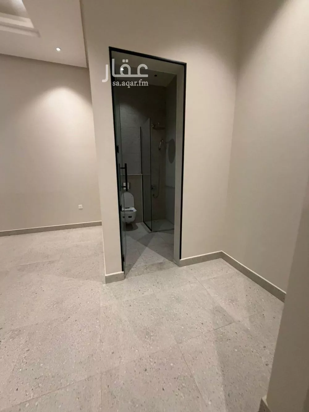 شقة 3 غرف في العارض 4