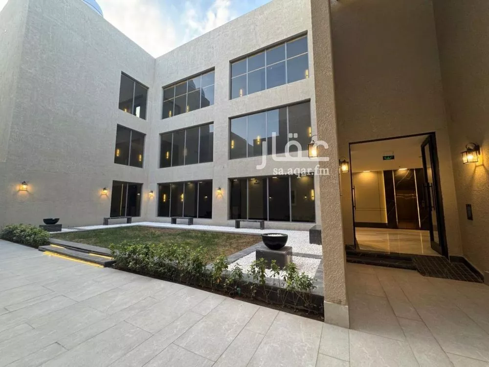 3 bedroom apartment in Al Yarmouk 4