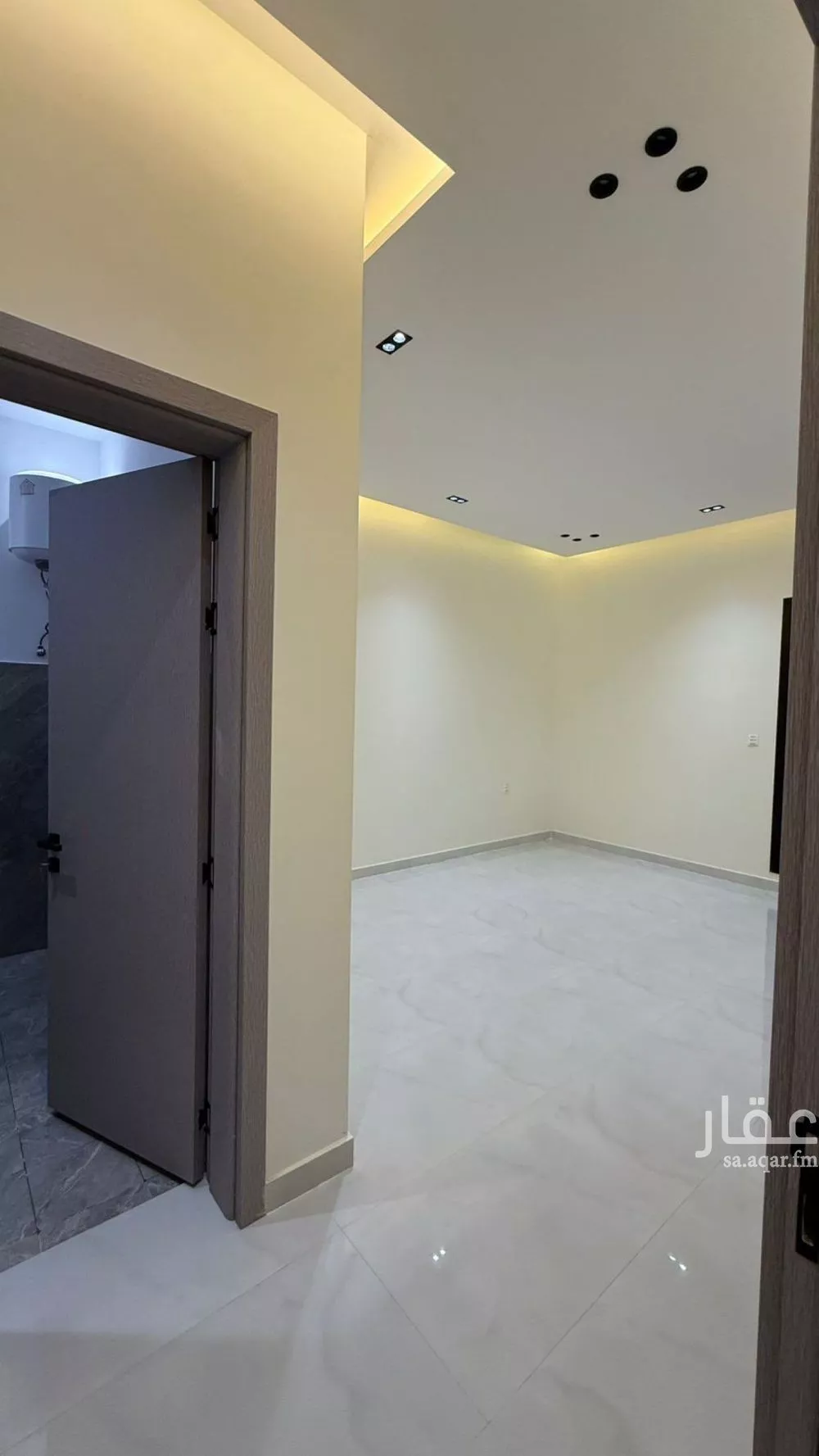3 bedroom apartment in King Fahd, Riyadh 7