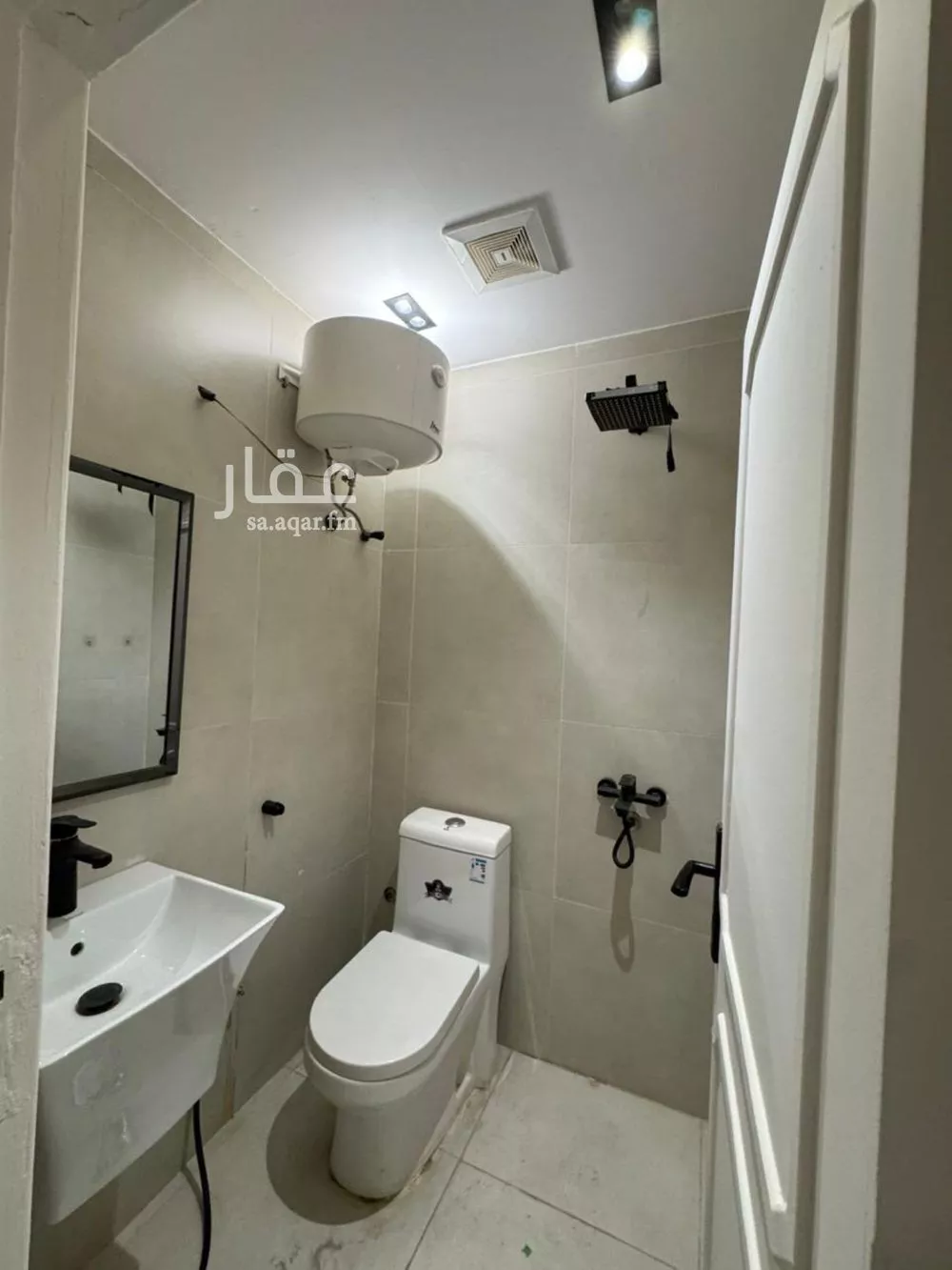 شقة 1 غرف في الياسمين 3