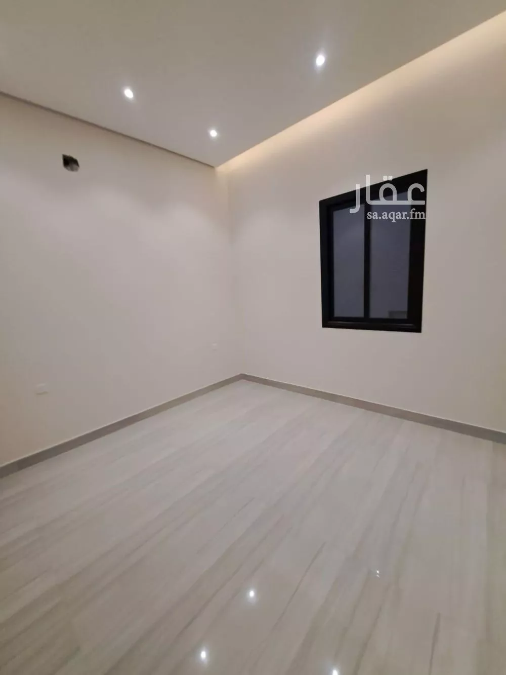 فيلا 5 غرف في النرجس 3