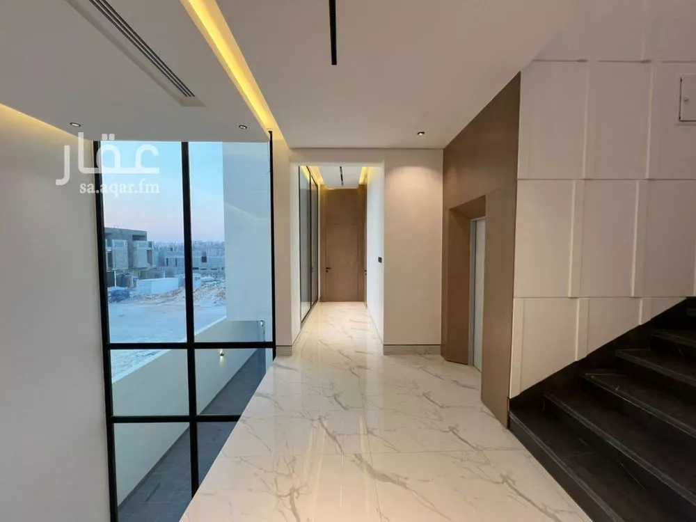 5 bedroom villa in Al Narjis 3