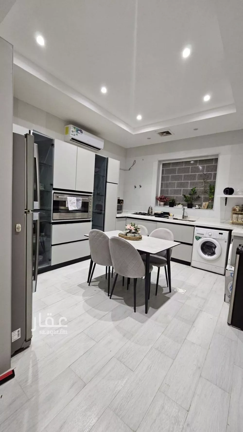 فيلا 15 غرف في الرمال 2