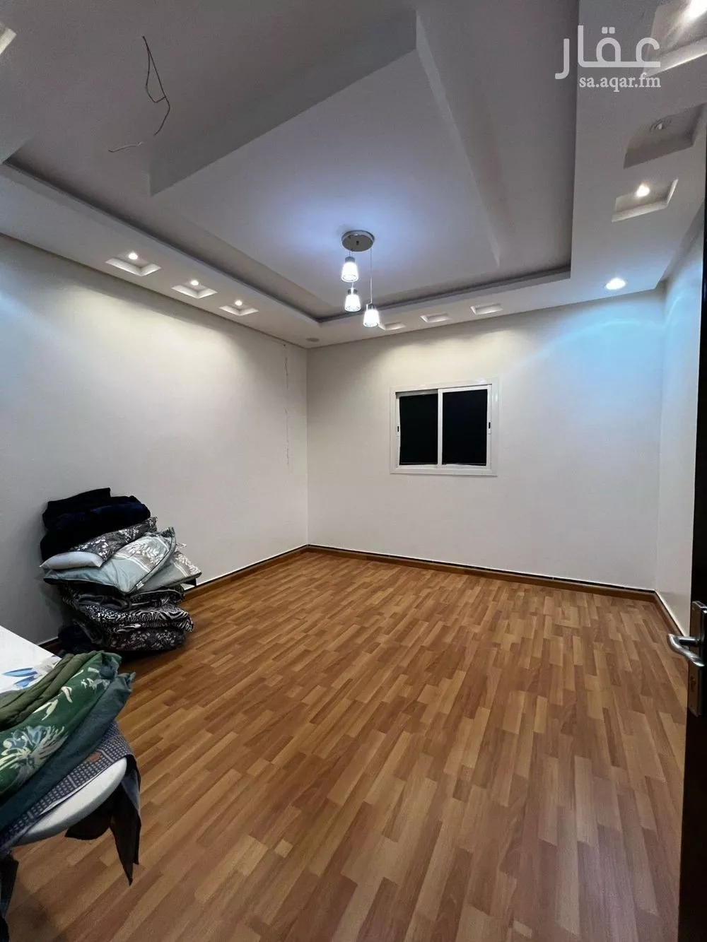 فيلا 5 غرف في العارض 4