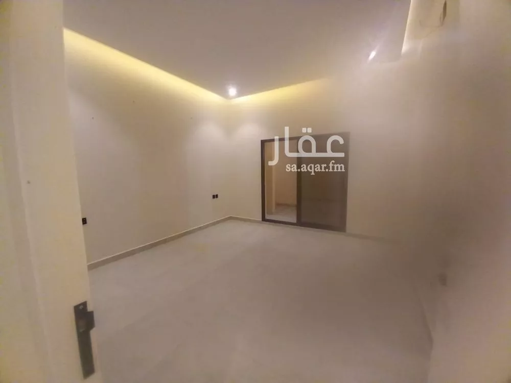 4 bedroom apartment in Dhahrat Laban, Riyadh 15