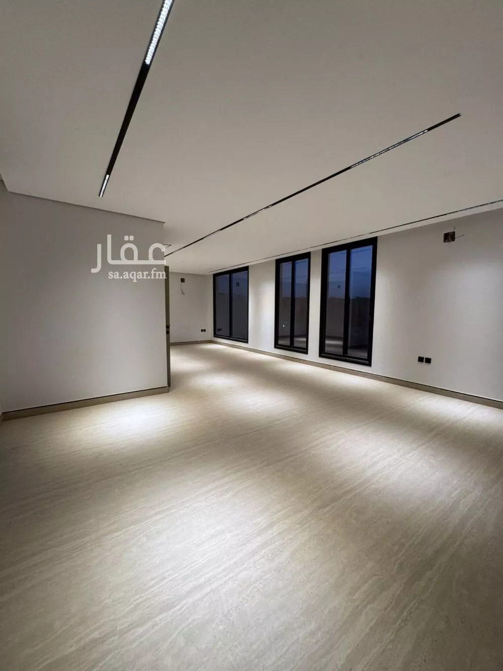 فيلا 5 غرف في الشرق 5