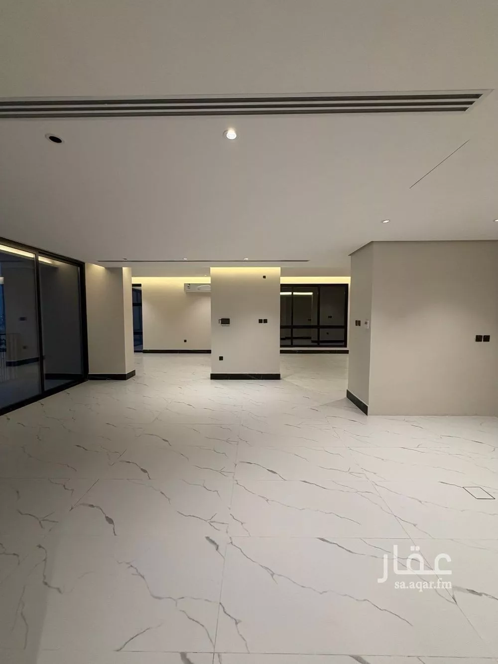 5 bedroom apartment in Ash Shati Al Gharbi 1